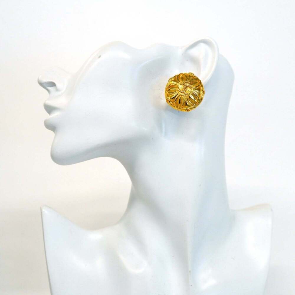 CHANEL Gold Logo Earrings - Picture 5 of 7